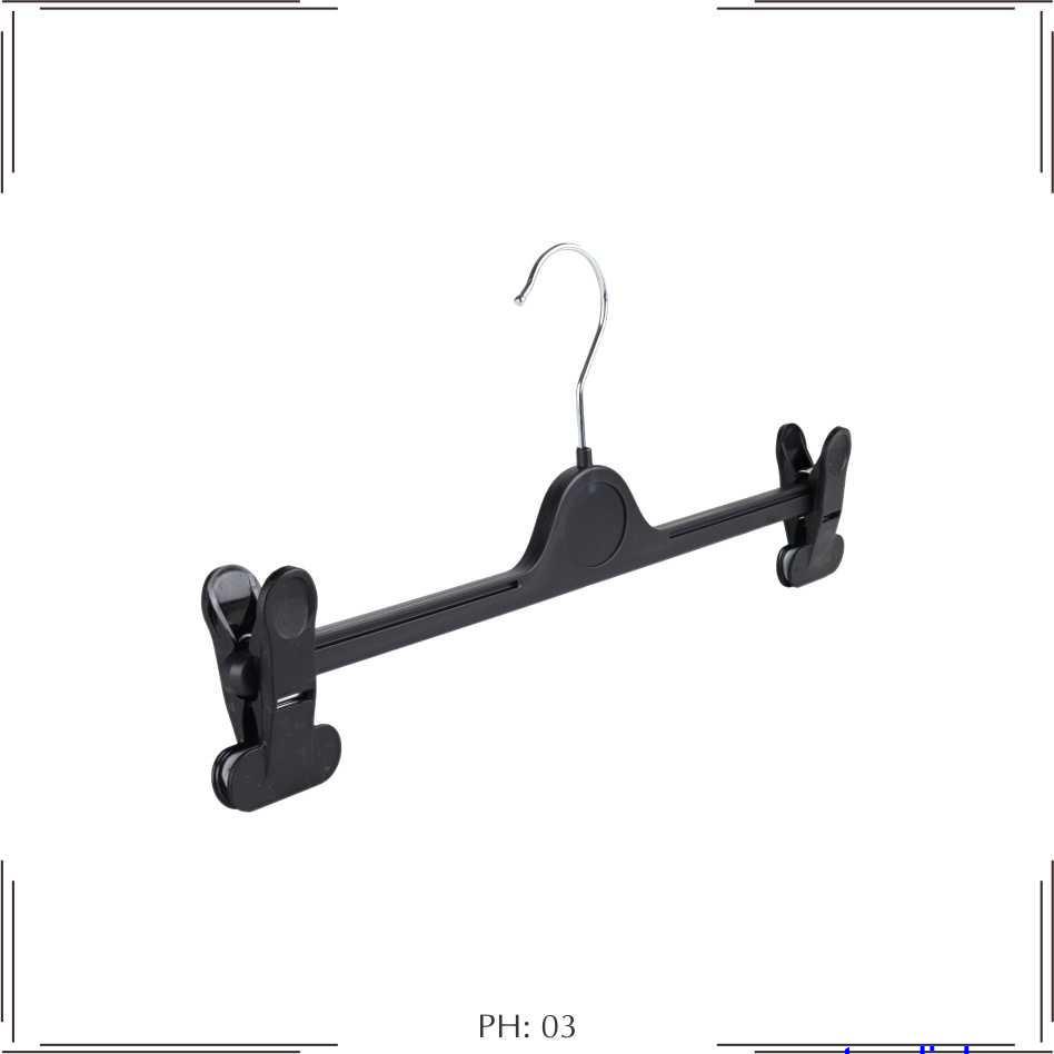 Plastic Hanger with Clip 03